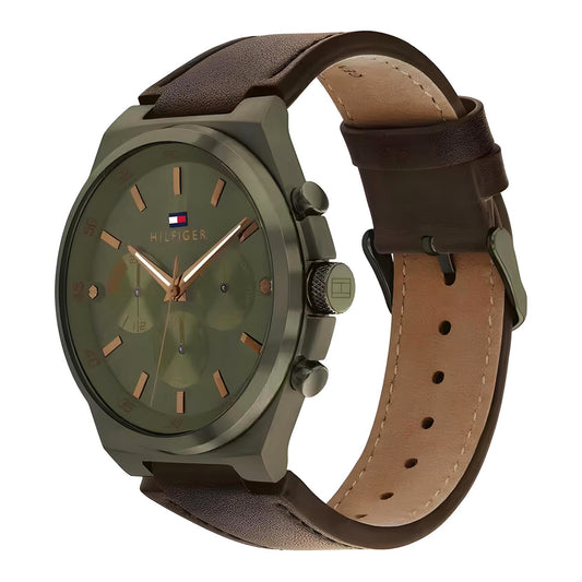ساعة تومي للرجال بسوار من الجلد ومينا باللون الأخضر