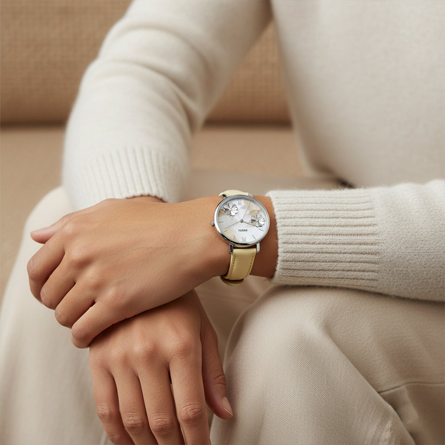 ساعة فوسيل أنالوج بحزام جلدي ليموني للنساء | Es4812