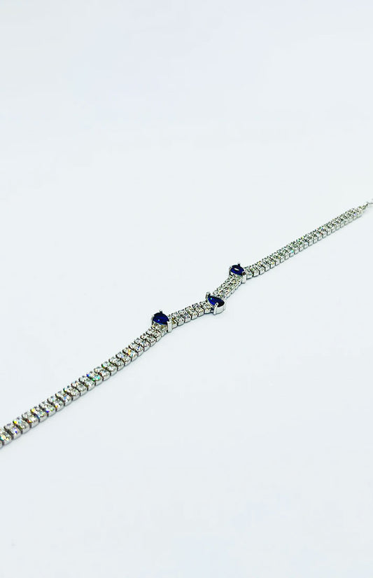 سوار فضة بثلاثة أحجار