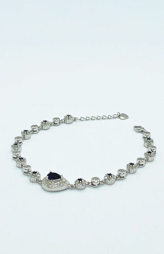 سوار أنيق مرصع بالزركون الأزرق