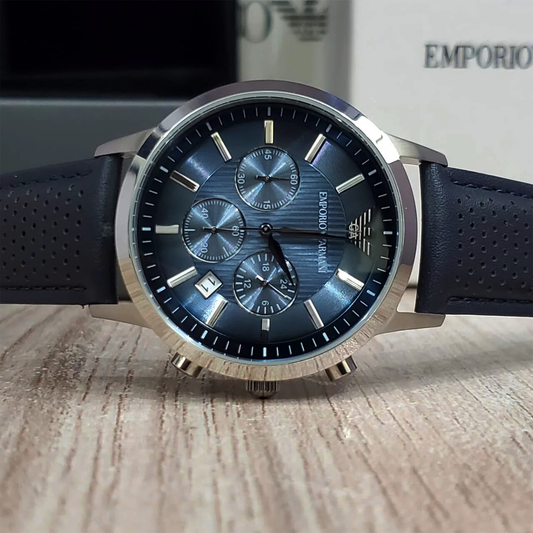 ساعة ريناتو كلاسيك كرونوغراف للرجال بمينا زرقاء وحزام جلدي أسود