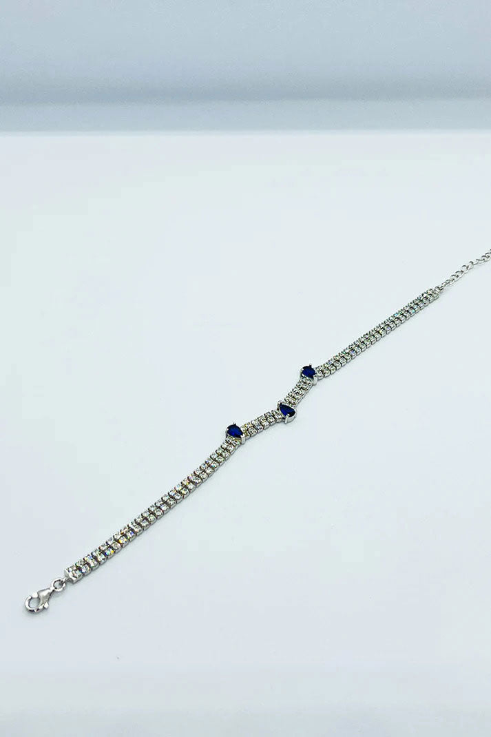 Silver bracelet with three stones