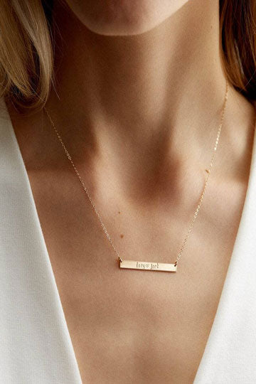 قلادة عمودية مميزة