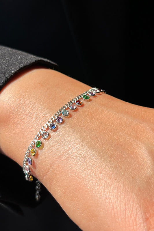 Ramadan colors into bracelet