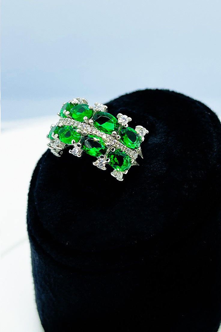 Elegant ring Italy silver 925 with green zircon stones