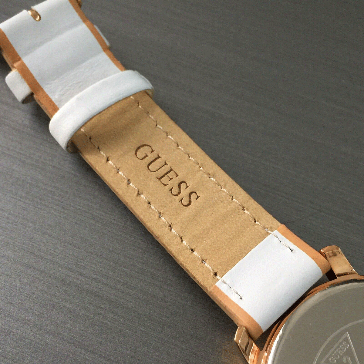 Guess w0934l1 online