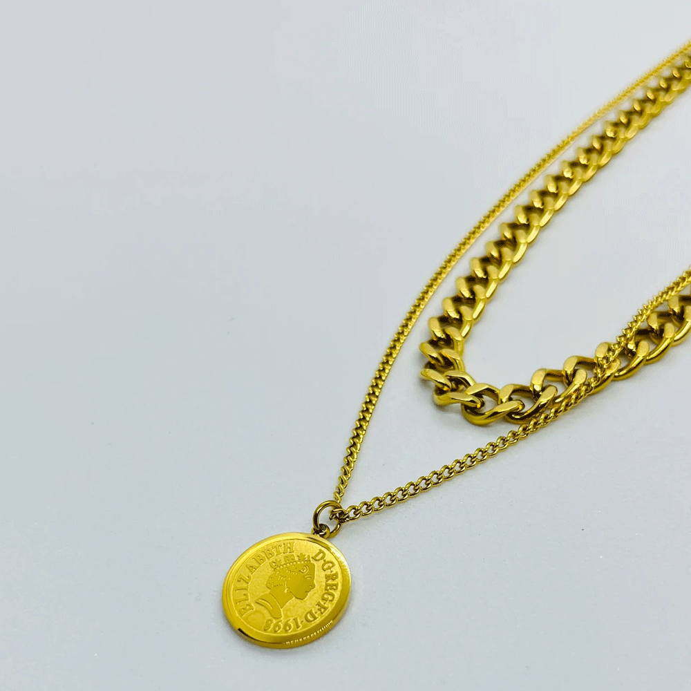 Wide Chain with gold coin