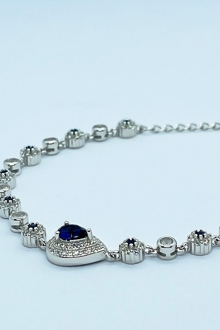 Elegant bracelet with blue zircon